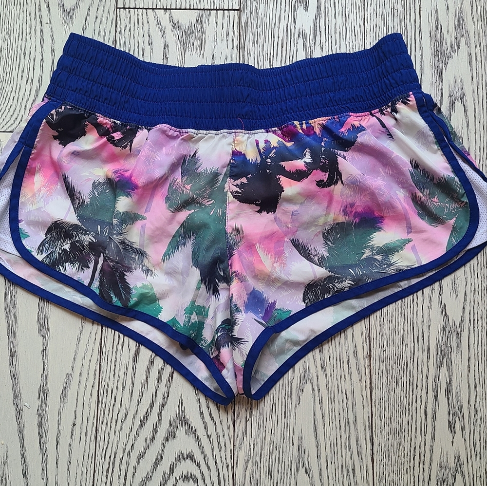 SO Kohl's short size L